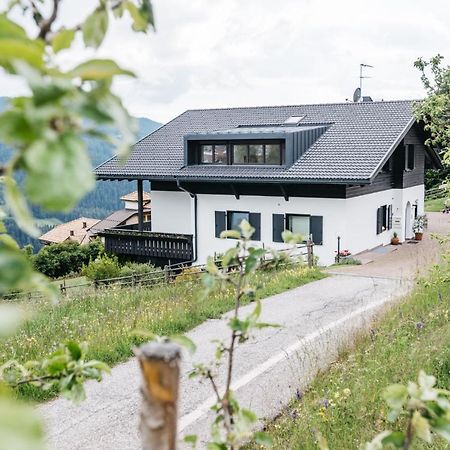 Lisis Loggia Apartman Nova Ponente Kültér fotó